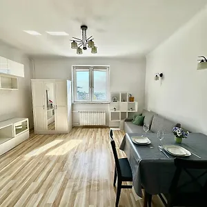 https://apartament-blisko-centrum-warsaw.warsawhotelspoland.com